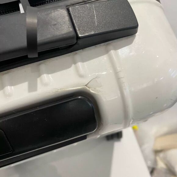 Rimowa Women Pre-Loved Bag Very Good Condition - Picture 5 of 5